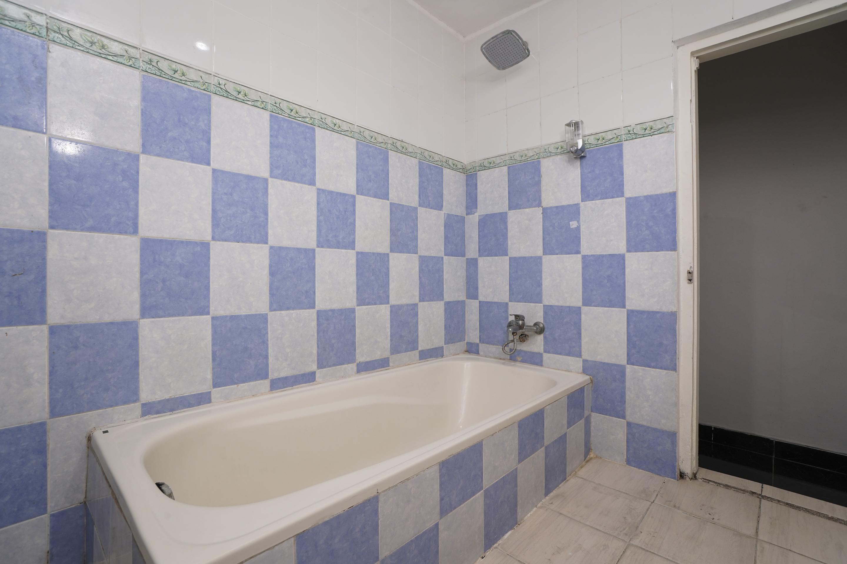 קוטה לומבוק Oyo 1934 Sedana Inn מראה חיצוני תמונה