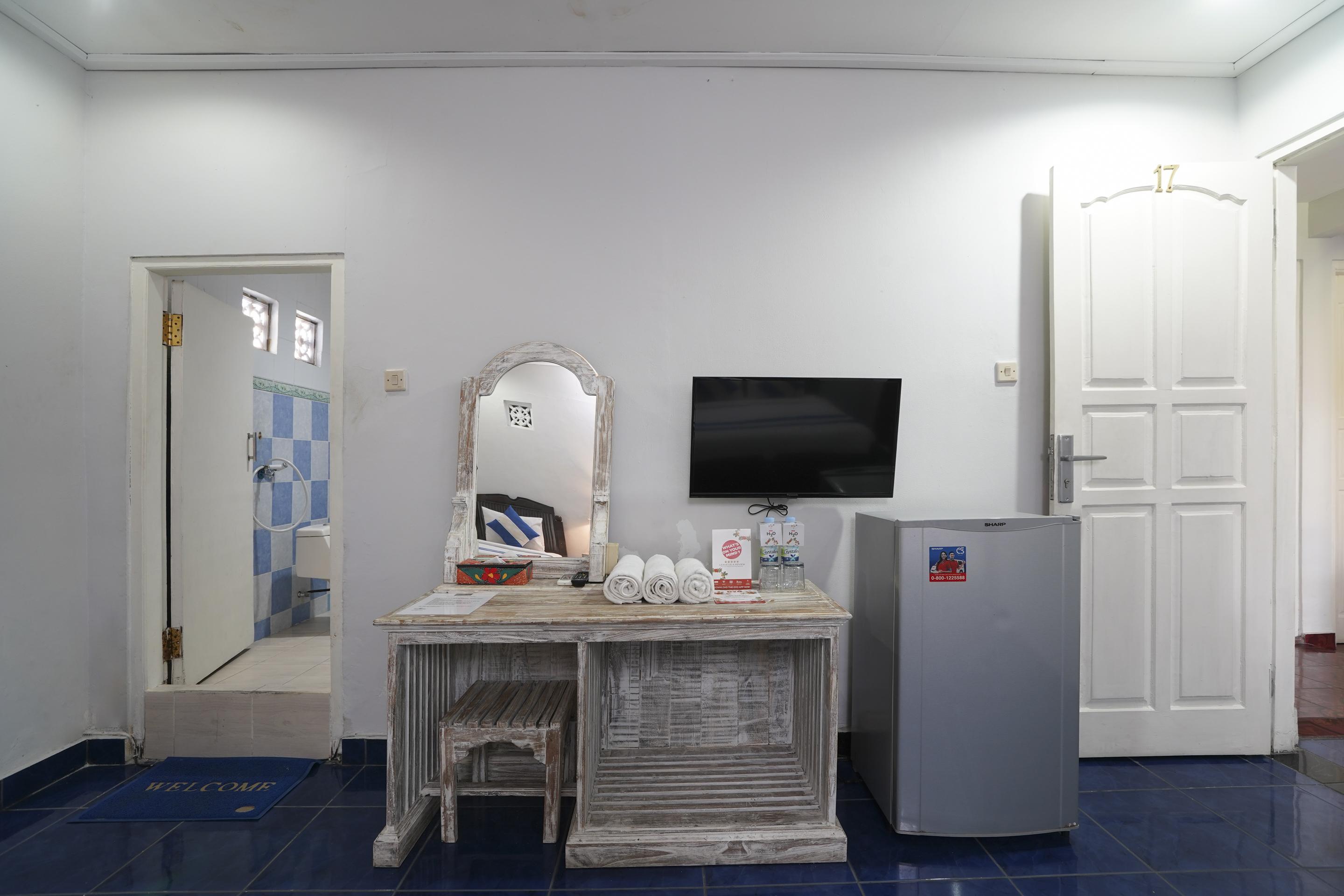 קוטה לומבוק Oyo 1934 Sedana Inn מראה חיצוני תמונה