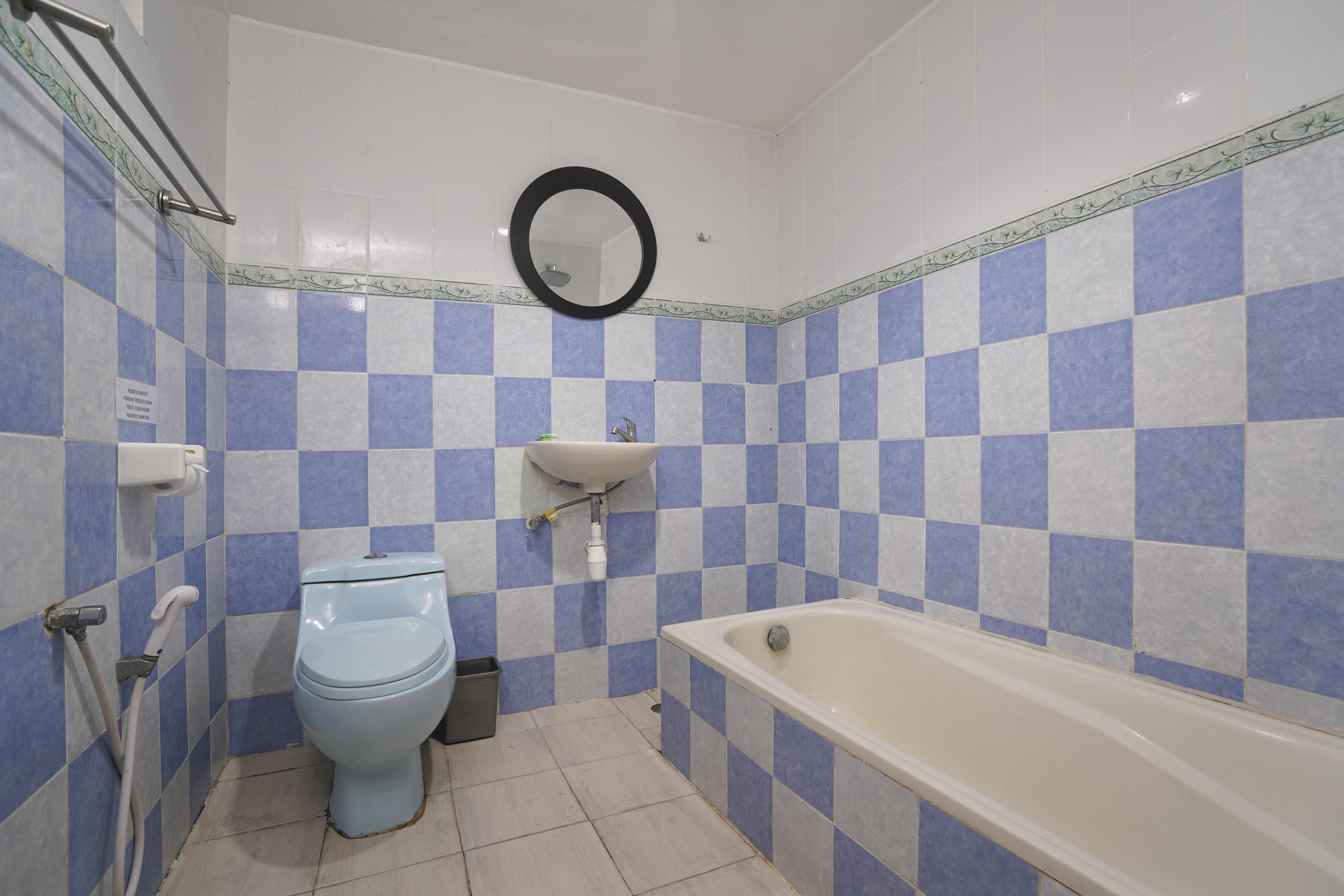 קוטה לומבוק Oyo 1934 Sedana Inn מראה חיצוני תמונה